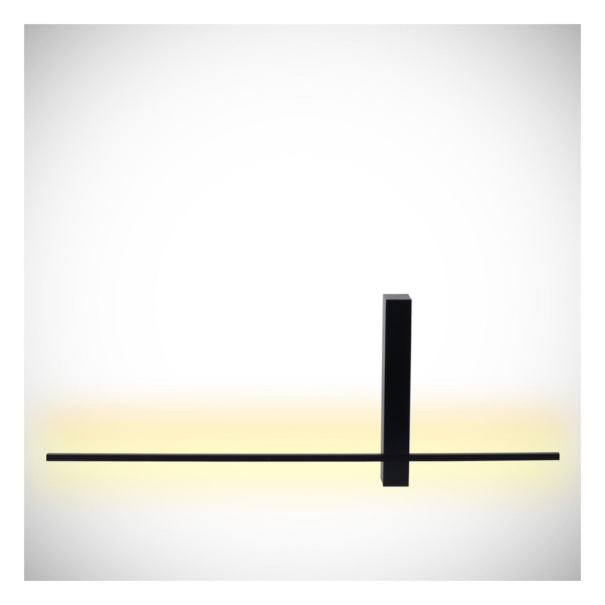 Segin 60cm Svart vegglampe Fra Lucide - Det høykvalitets aluminiumsdesignet sørger for at vegglampens moderne og indirekte lys virkelig kommer til sin rett.