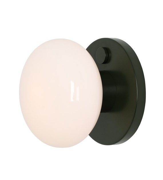 Flo Ø20 Mørkegrønn vegglampe Fra Artera - Flo vegglampe i mørkegrønt metall med hvit glassskjerm har et moderne og stilig design som sprer et mykt og behagelig lys.