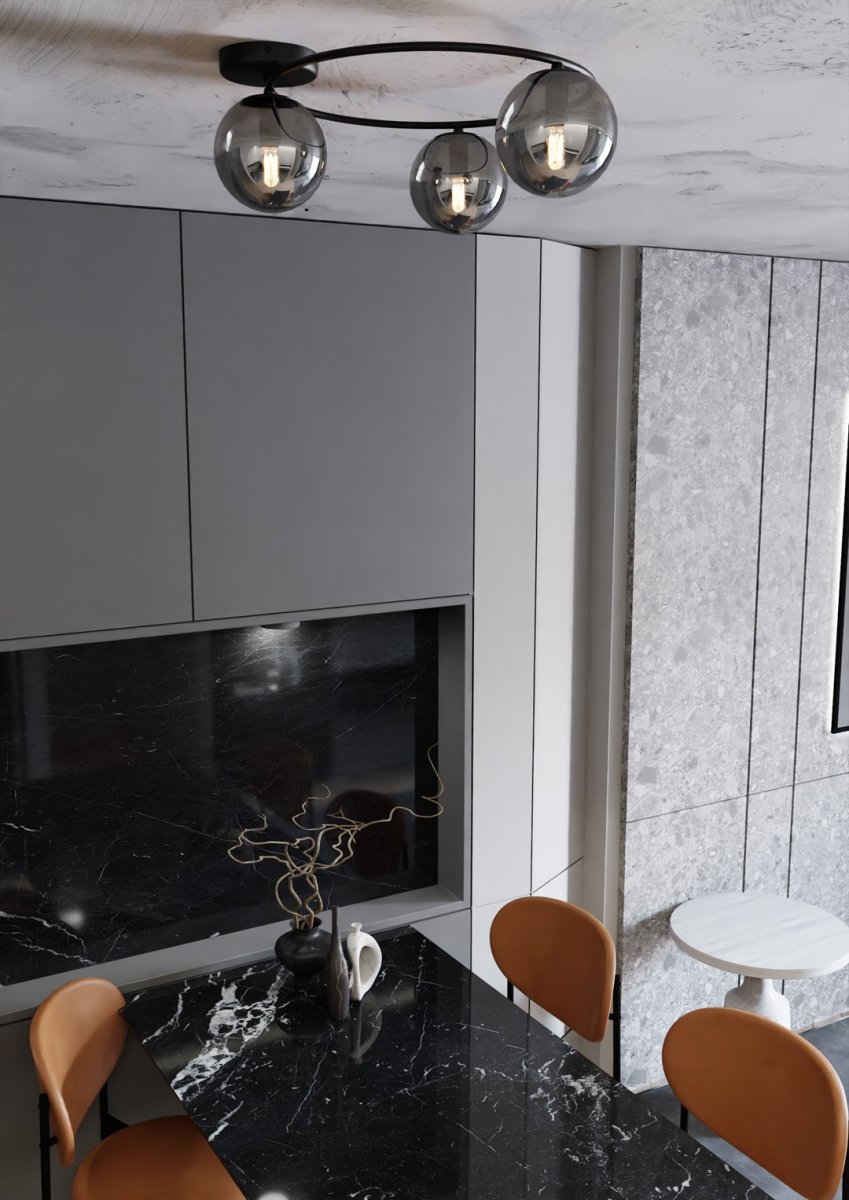 Sopra Ø47 Røykfarget plafond Fra Emibig Lighting - De r&oslash;kte glassskjermene tilf&oslash;rer lyshet og sprer lyset jevnt, og bidrar til behagelig og effektiv rombelysning.
