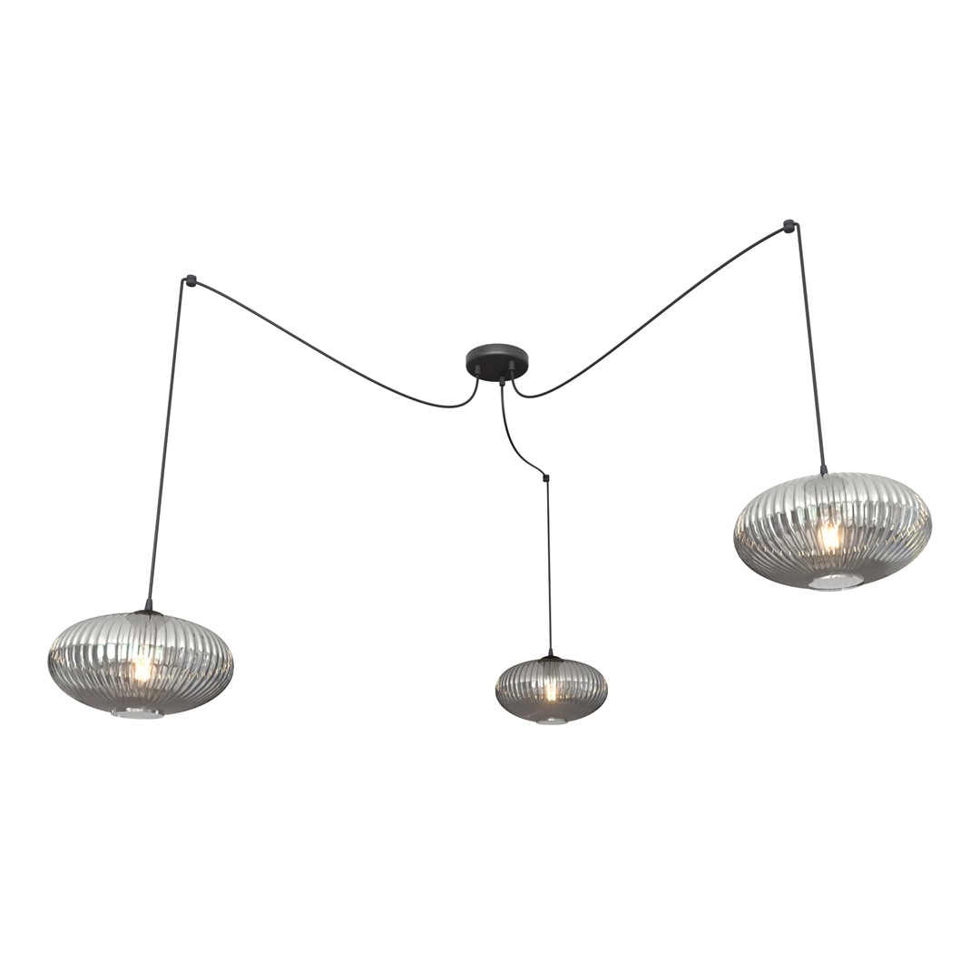Origo 3xØ30 Røykfarget Taklampe Fra Emibig Lighting - Origo passer perfekt i milj&oslash;er som stuer eller restauranter og er en ideell kombinasjon av estetikk og kvalitet.
