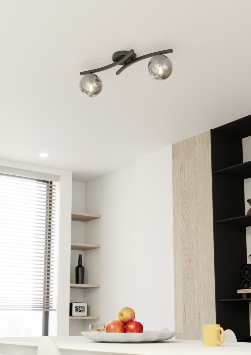 Opus 60cm Røykfarget plafond Fra Emibig Lighting - Den enkle formen og de r&oslash;kte glasskuplene gir rommet en mykhet og letthet, mens lampen sprer et behagelig, diffust lys.