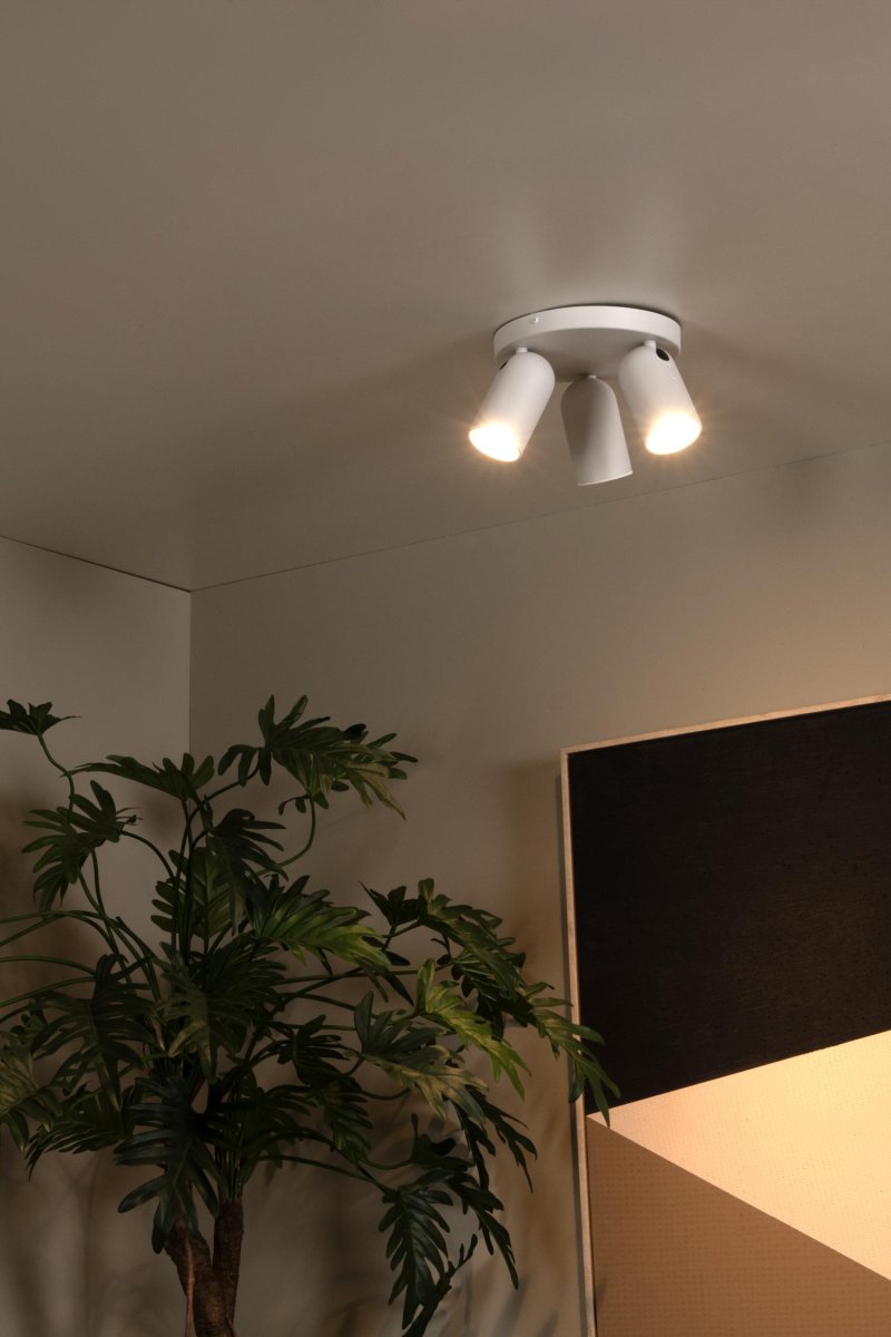 Punch 3 Hvit spotlight Fra Lucide - Med en ekstern dimmer kan du også justere lysstyrken etter behov.