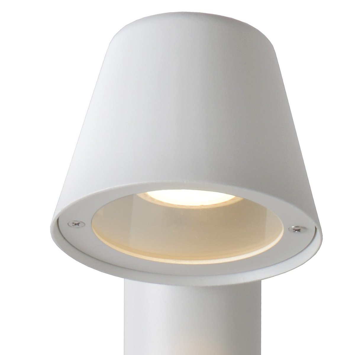 Dingo-LED 70cm Hvit pullerter Fra Lucide - Dingo LED er det perfekte valget for et koselig og godt opplyst utemiljø.