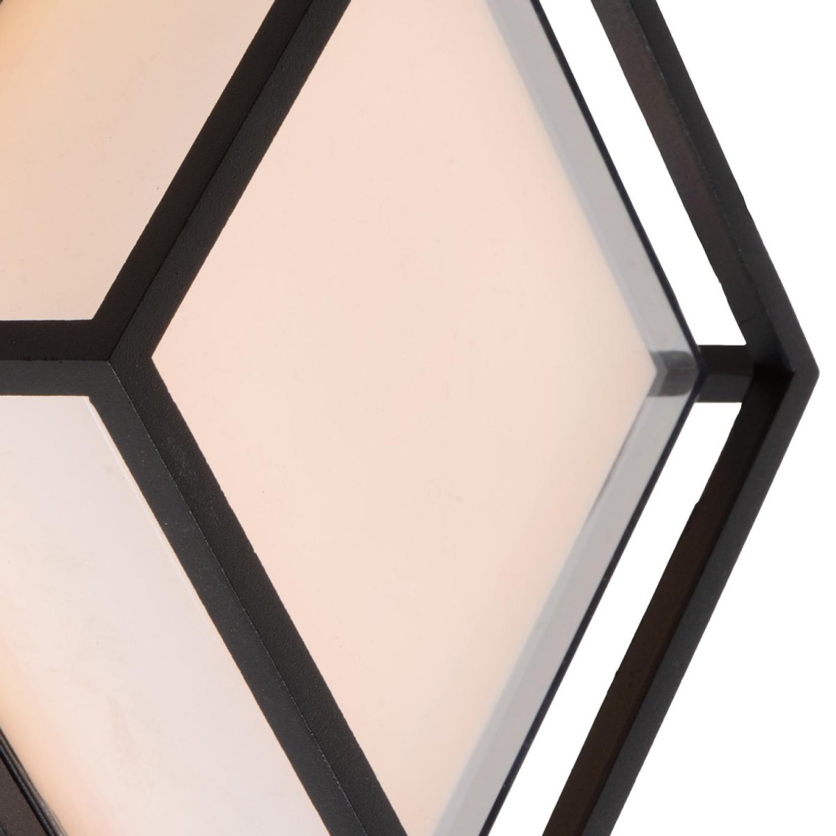 Singa Led Svart utendørslampe Fra Lucide - Singa er utstyrt med en integrert LED-lyskilde og er perfekt for utendørsbelysning.
