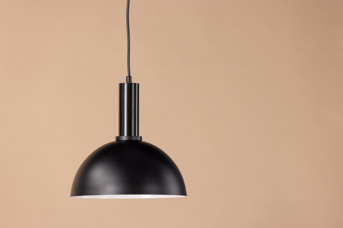 Narbonne Ø25 Svart Taklampe Fra Venture Design - Med Narbonne taklampe f&aring;r du en tidl&oslash;s og klassisk lampe som passer inn i de fleste rom.