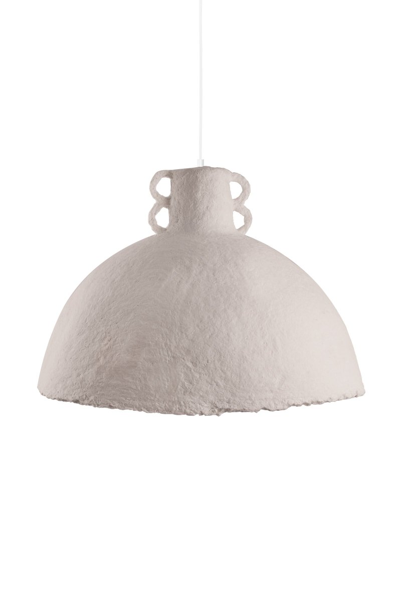 Maché Ø50 Beige Taklampe Fra Globen Lighting - Dette anhenget er laget av varmt gr&aring;tt; papier mach&eacute; som betyr at den er st&oslash;pt av en masse best&aring;ende av papir og lim.