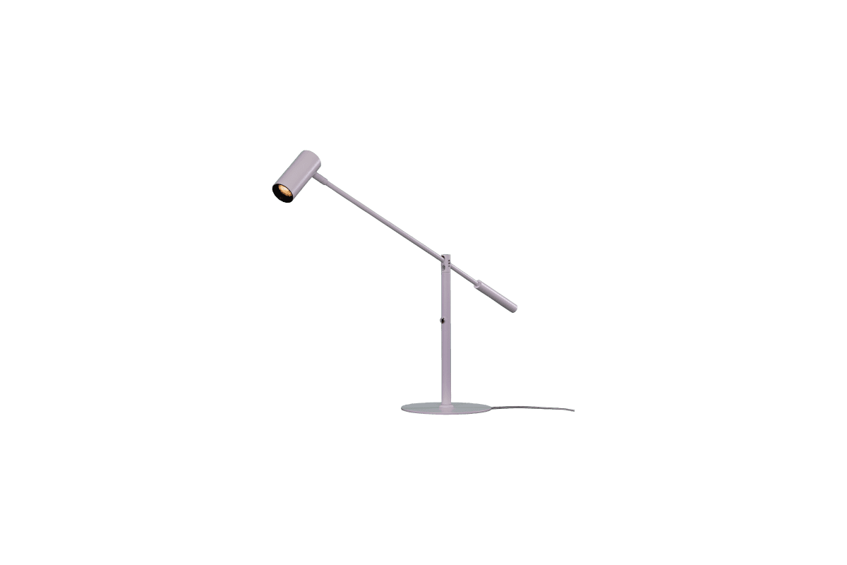 Concord 58cm Hvit skrivebordslampe Fra Aneta Lighting - Concord er en stilig og praktisk blendefri bordlampe i mattlakkert metall som passer perfekt som leselampe på; skrivebordet.
