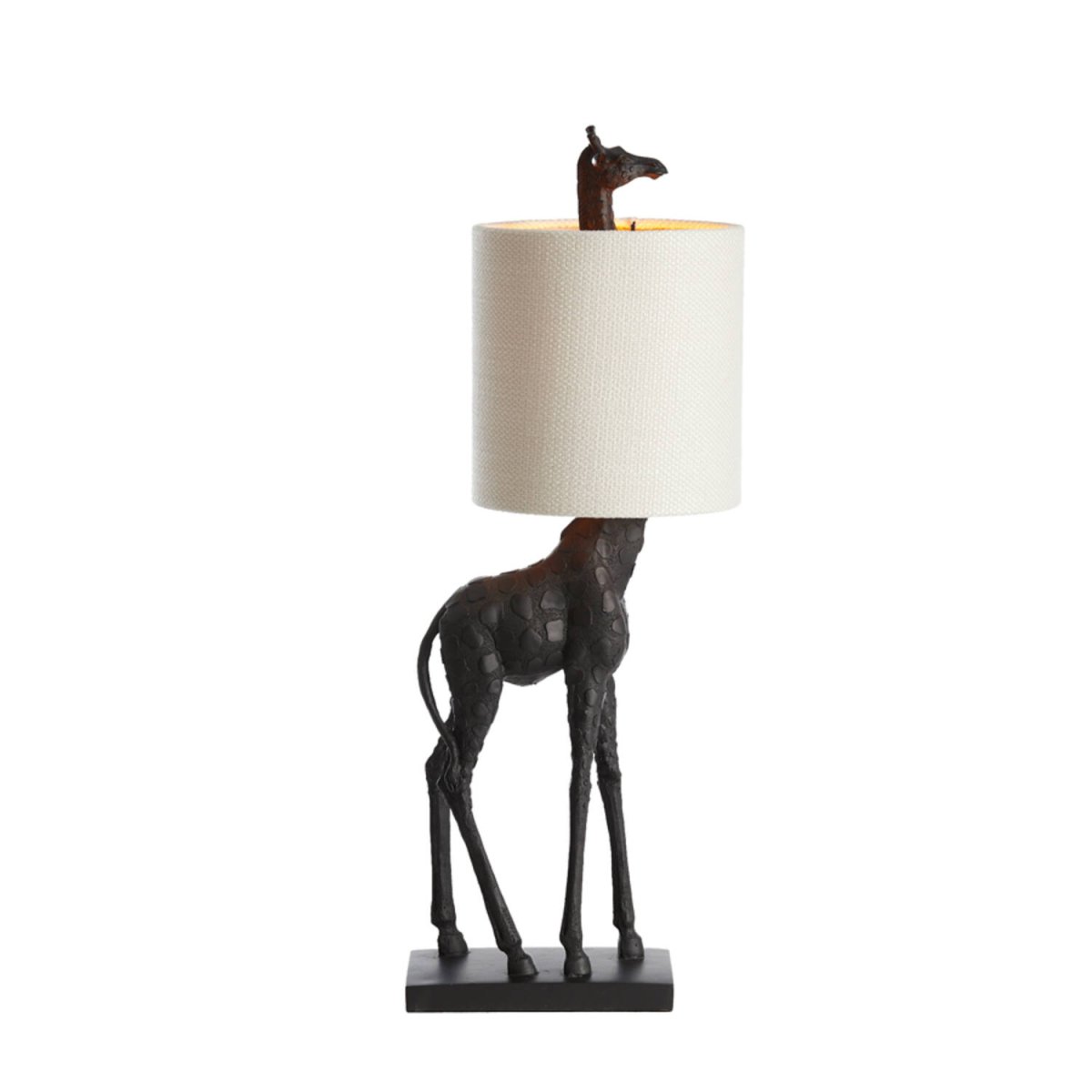 Giraffe 68cm Svart bordlampe Fra Light & Living - Giraffe er en unik bordlampe som kombinerer dristig design med eleganse.
