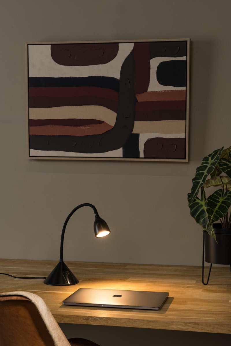 Milo 50cm Svart skrivebordslampe Fra Lucide - Ingen flere distraksjoner når du studerer eller leser &ndash; Milo sørger for at fokuset ditt forblir skarpt.