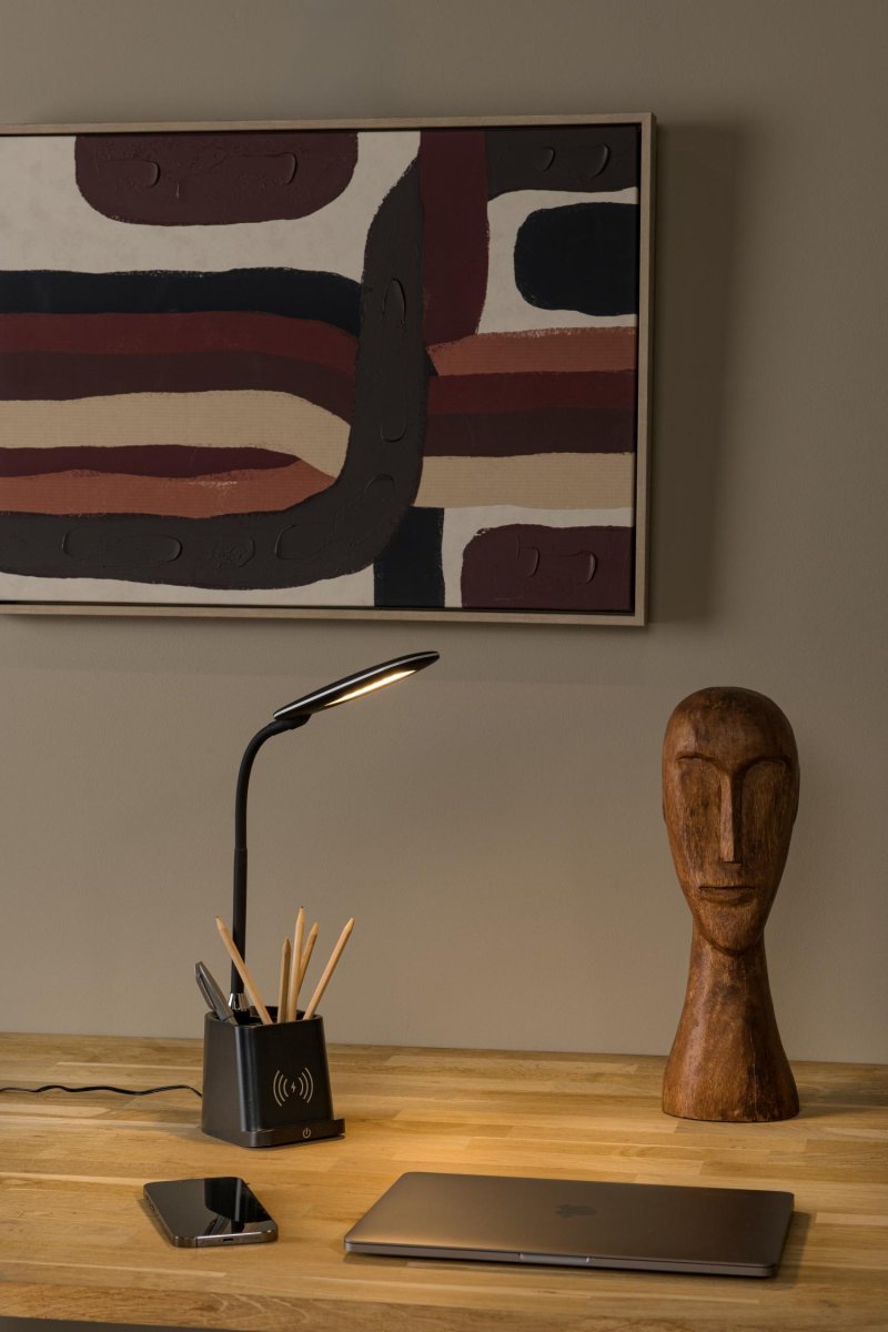 Penny 34cm Svart skrivebordslampe Fra Lucide - Penny har alt du trenger for å studere med fokus og effektivitet.