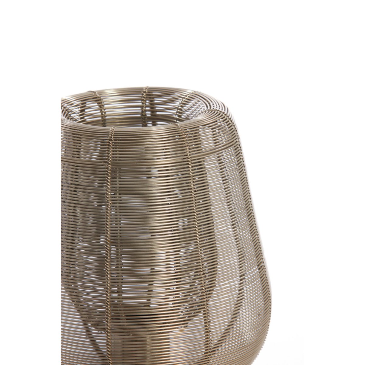 Aboso 42cm Gull bordlampe Fra Light & Living - Den unike formen gir et moderne og elegant preg, perfekt for å løfte interiøret i både industrielle og rustikke hjem.