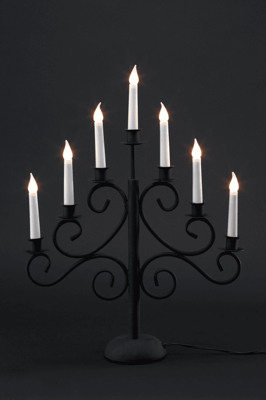 Smide 7 Svart Fra Pixie Design - Perfekt for &aring; skape en koselig og klassisk atmosf&aelig;re i hjemmet, spesielt i julen.