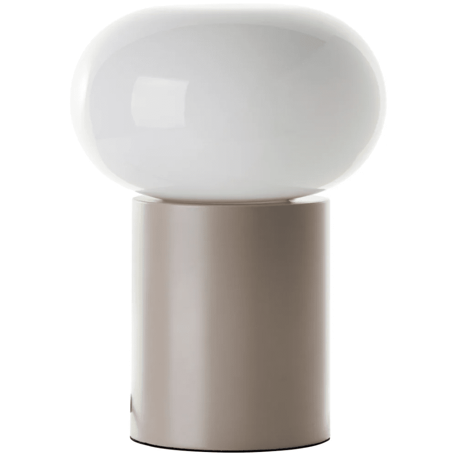 Daeny 27cm Brun bordlampe Fra Brilliant - Daeny er en moderne bordlampe med en stilig og blank metallfot i brun skjerm.