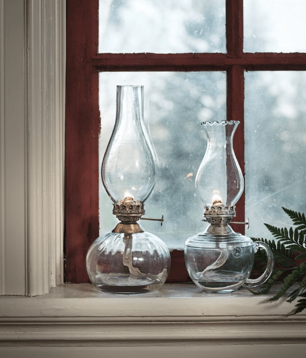 Kerosene lamp elisabeth round small Gjennomsiktig Fra Strömshaga - Passer med veke artikkelnummer 116210 og brennere med artikkelnummer 128118G.