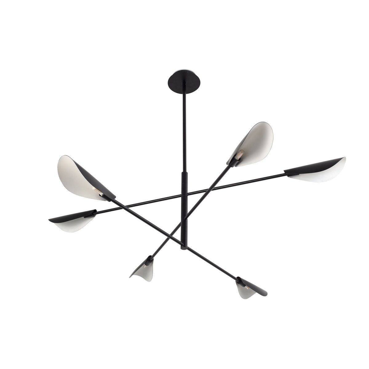 Liggera Ø137 Svart Taklampe Fra Faro Barcelona - Med sine myke, naturlige former minner den om den enkle geometrien til en plantegren.