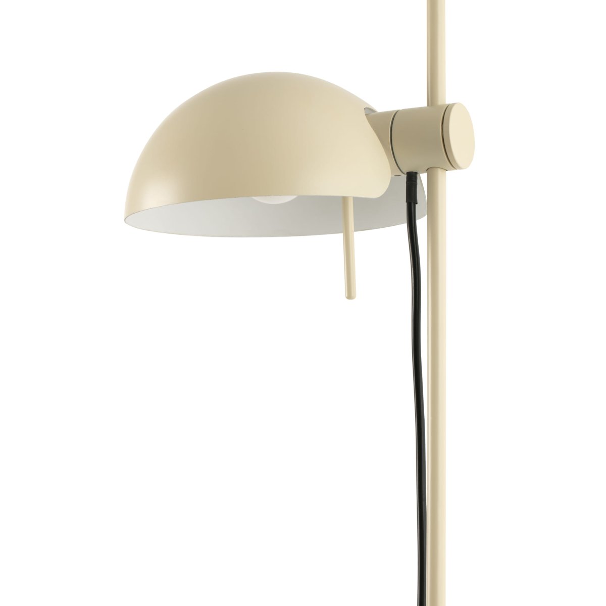 Matilda Beige gulvlampe Fra Faro Barcelona - Matilda er en beige gulvlampe i et stilig, geometrisk design som passer inn i alle typer interi&oslash;r.