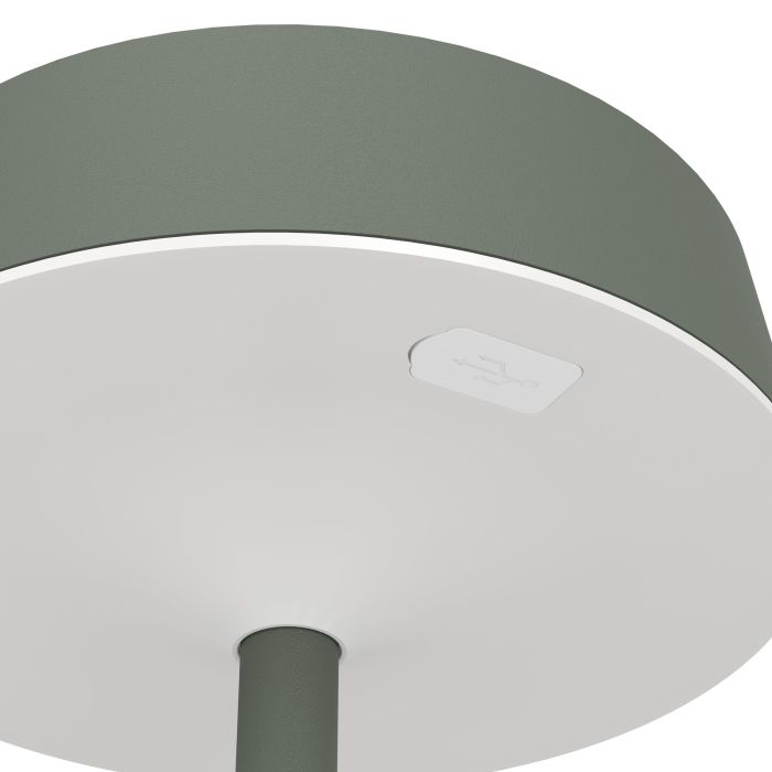 Simeri 30cm Grønn solcellelampe Fra Eglo - Simeri er en stilig, solcelledrevet bordlampe som kombinerer form og funksjon for både innendørs og utendørs bruk.