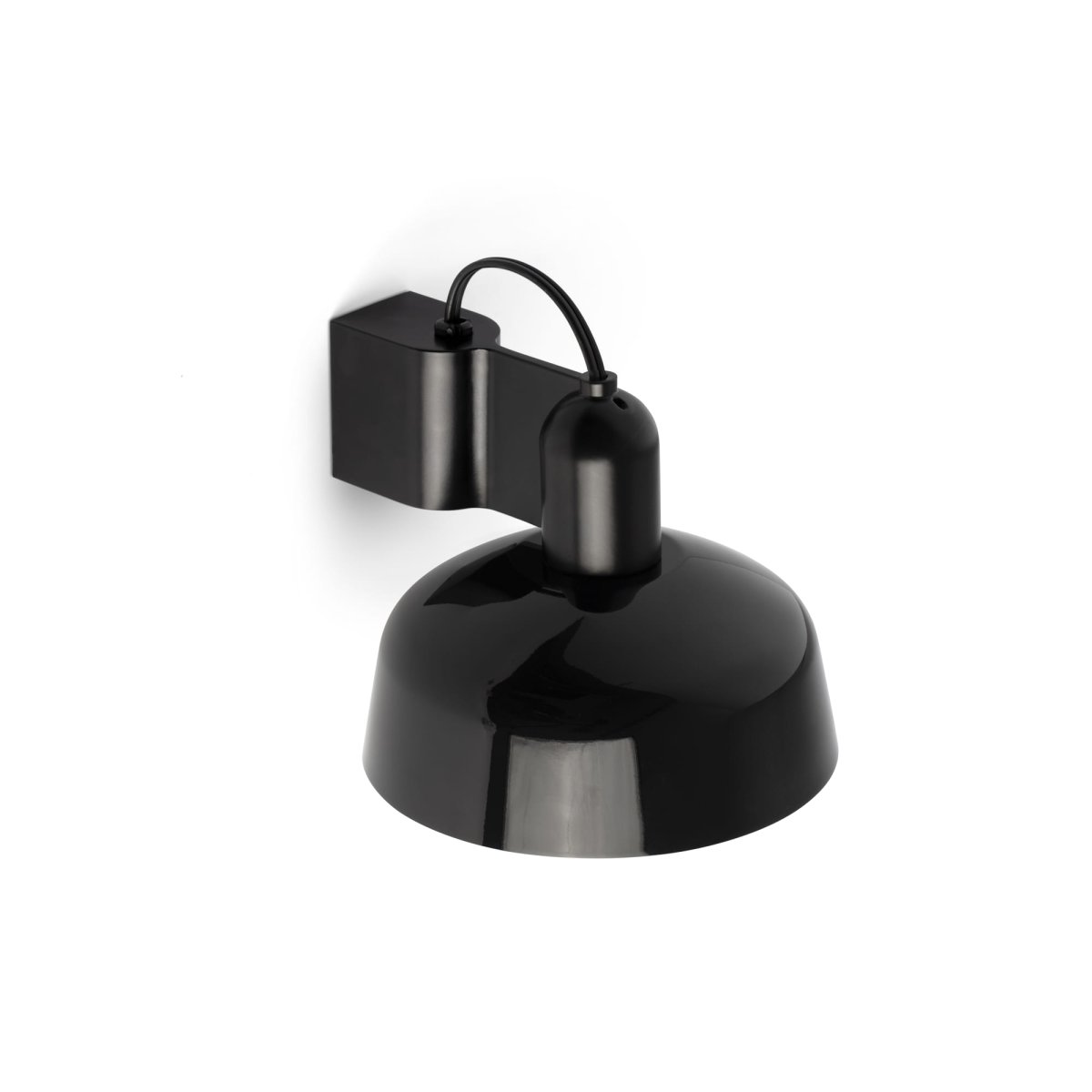 Tatawin Ø18 Svart vegglampe Fra Faro Barcelona - Tatawin er en vegglampe med svart struktur og svart metallskjerm som gir et fokusert lys.