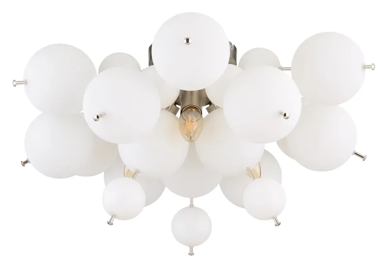 Udo Ø55 Hvit plafond Fra Globo Lighting - Dess unika design utm&auml;rks av en rund form d&auml;r metallstavar elegant sammanl&auml;nkas med vackra opalglas i olika storlekar.