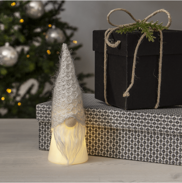 Joylight Julenisse Hvit Fra Star Trading - En nydelig dekorasjon som sprer julestemning i hjemmet.