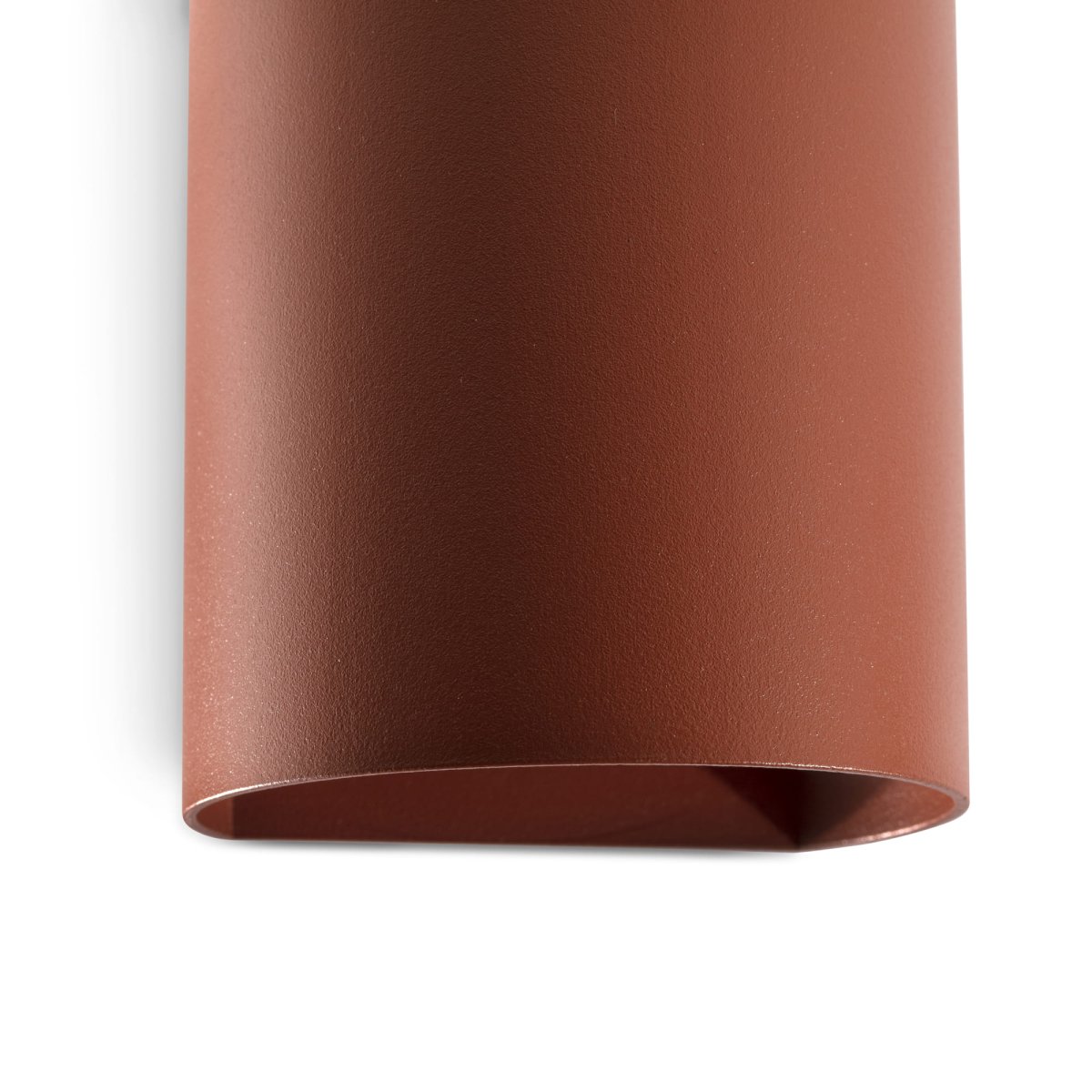 Sole 10cm Terrakotta vegglampe Fra Faro Barcelona - Finnes i to st&oslash;rrelser og kan gi lys i &eacute;n eller to retninger, noe som gj&oslash;r den ideell for ganger, trapper og mindre rom.
