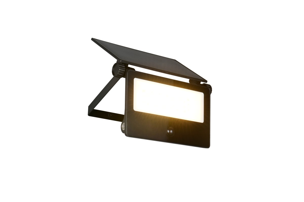Moura 15cm Svart utendørslampe Fra Trio Lighting - Moura er et kraftig og miljøvennlig utelys med integrert solcellepanel og oppladbare batterier.
