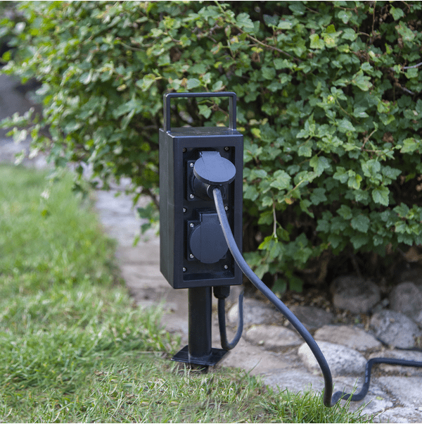 Grenuttak Plug Svart Fra Star Trading - 