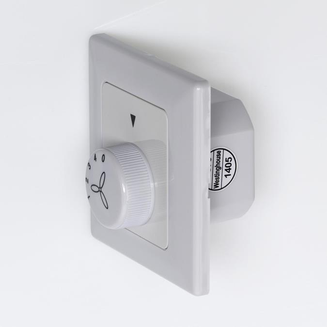 4-Trinns Veggkontroll Fra Westinghouse - Merk at modeller med tre hastighetsnivåer kan brukes med denne fire-nivåene; kontroll, hvor hastighetene er delt inn i finere nivåer uten å påvirke makshastigheten.