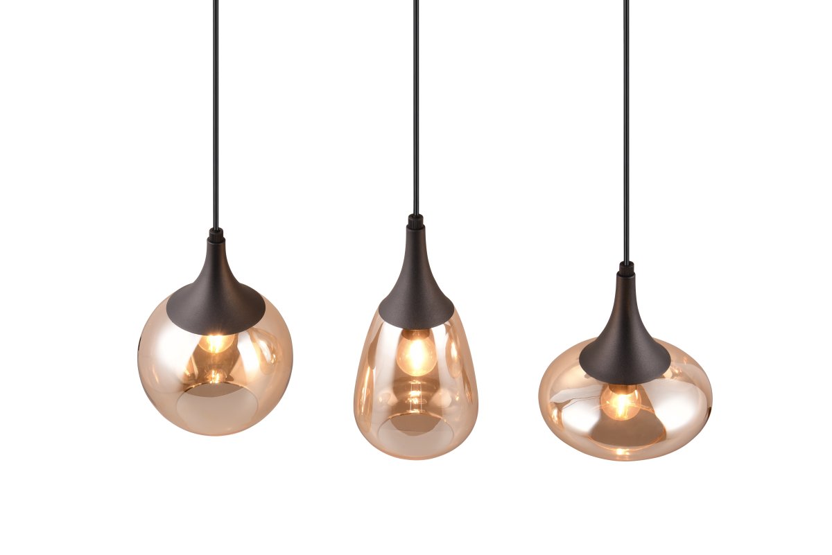 Lumina 68cm Rav Taklampe Fra Trio Lighting - Det mattsvarte fargevalget gjør den enkel å matche med forskjellige farger og interiørstiler, noe som gir hjemmet ditt et stilig og moderne preg.