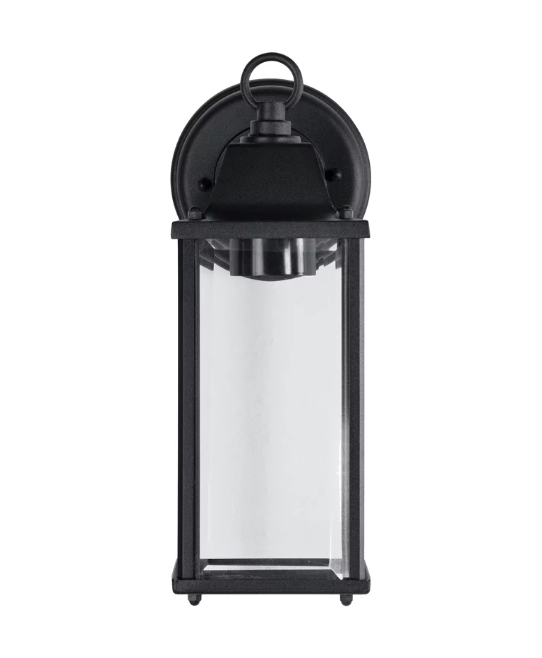 Lantern Square M Svart utendørslampe Fra Ledvance - Lantern Square er en stilig vegglampe i klassisk lanternedesign som gir en tidl&oslash;s og elegant f&oslash;lelse til fasader, entre og uteplasser.