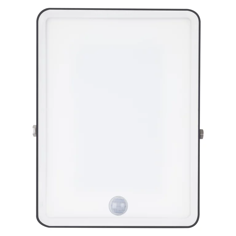 Floodlight Essential Sensor 50W Svart utendørslampe Fra Ledvance - Med en innebygd bevegelses- og dagslyssensor sl&aring;r lyset seg p&aring; automatisk n&aring;r det er bevegelse og tilpasser seg lysforholdene, og maksimerer energisparingen.