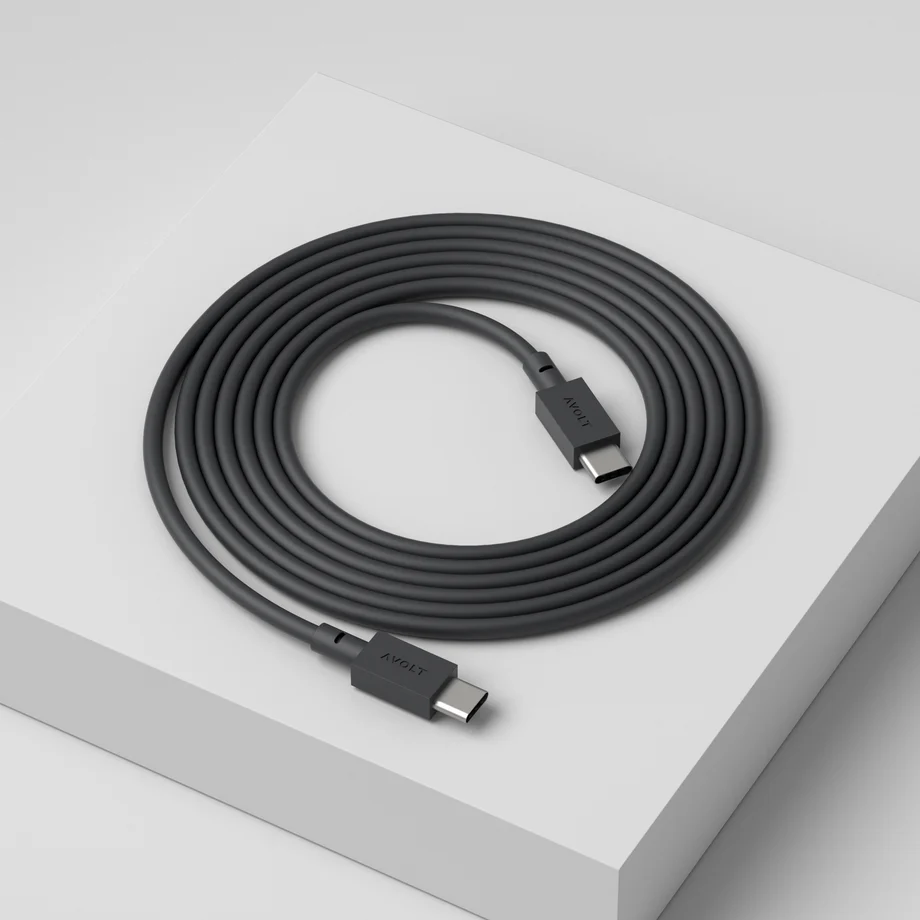 Cable 1 USB C to USB C Charging Cable, 2m Svart Fra Avolt - Kabel 1 USB-C til USB-C fra Avolt kombinerer kraftig lading med stilig skandinavisk design.