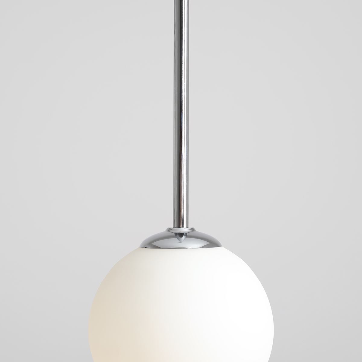 Bosso Ø14 Krom Taklampe Fra Artera - Det tidløse designet gjør den til den perfekte belysningen for både moderne og klassisk interiør.