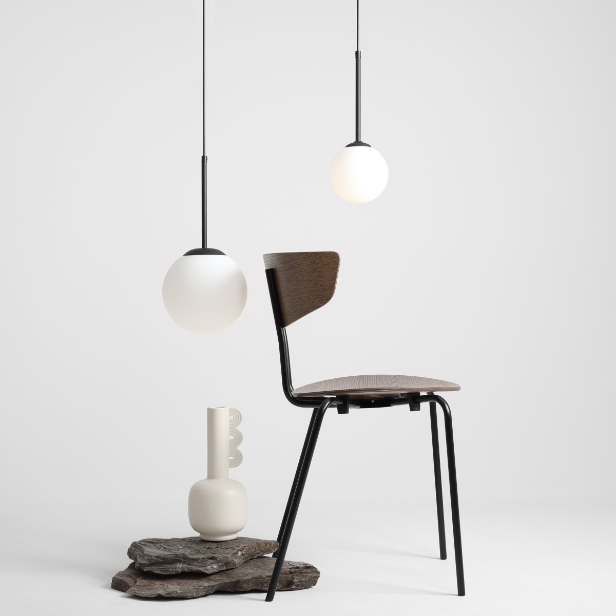 Bosso Ø20 Svart Taklampe Fra Artera - Det tidløse designet gjør den til den perfekte belysningen for både moderne og klassisk interiør.