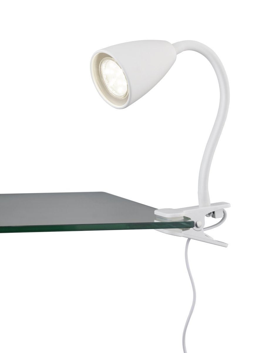 Wanda Hvit klemmelampe Fra Trio Lighting - Skap individuelle øyeblikk av lys med den klassiske klemlampen Wanda.