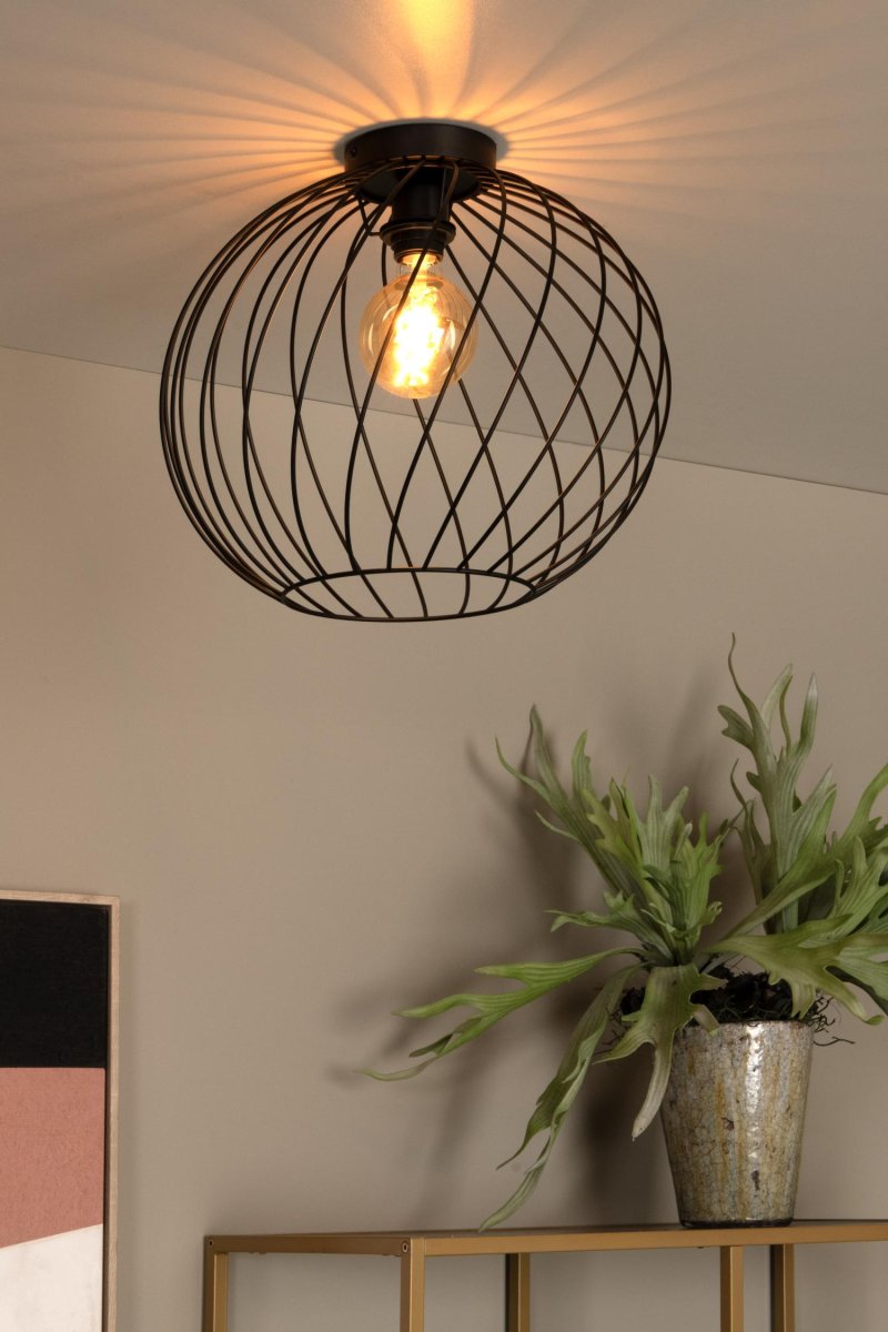 Danza Ø40 Svart plafond Fra Lucide - Taklampen har en diameter på 40 centimeter og en høyde på 35,5 centimeter.