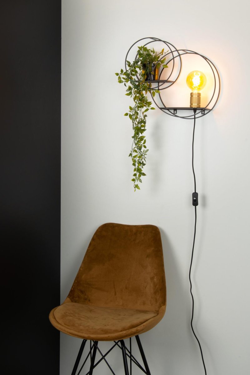 Circle 43cm Svart vegglampe Fra Lucide - Med en dobbel hylle kan du enkelt plassere en plante, en fotoramme eller en statue ved siden av den &aring;pne lyskilden.