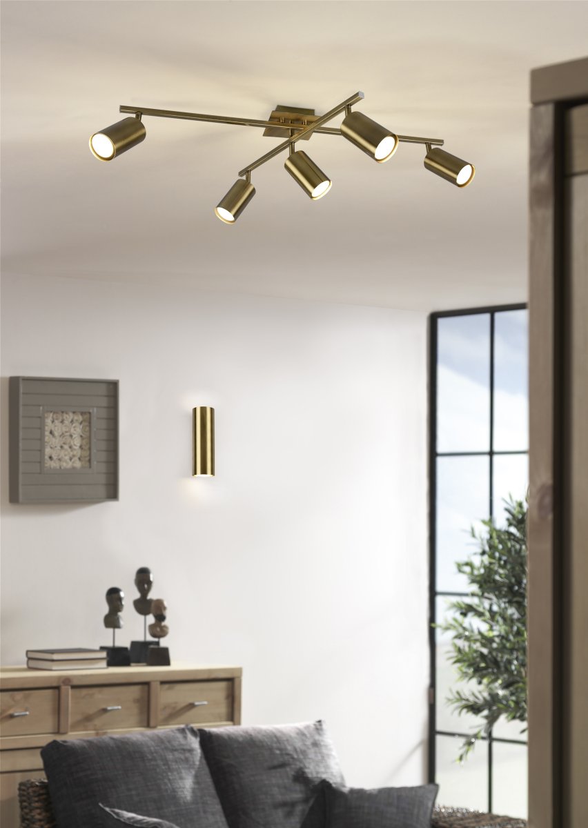 Marley 18cm Antikk messing vegglampe Fra Trio Lighting - MARLEY vegglampe er b&aring;de praktisk og minimalistisk med sin diskrete design og h&oslash;ykvalitets utf&oslash;relse.