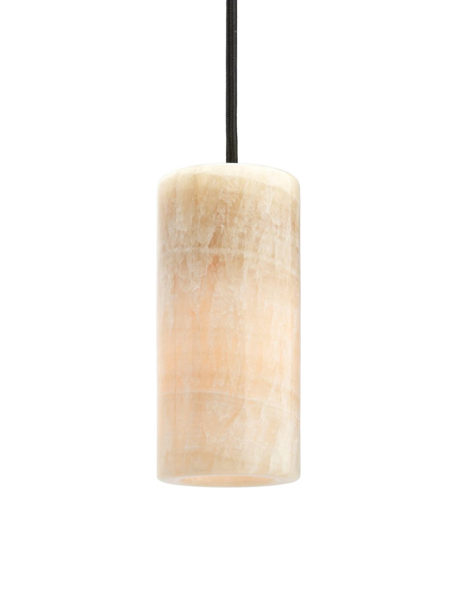 Lucie Ø7 Natur vinduslampe Fra PR Home - Siden marmor er et naturlig materiale, er ikke m&oslash;nstrene helt like for hver lampe.