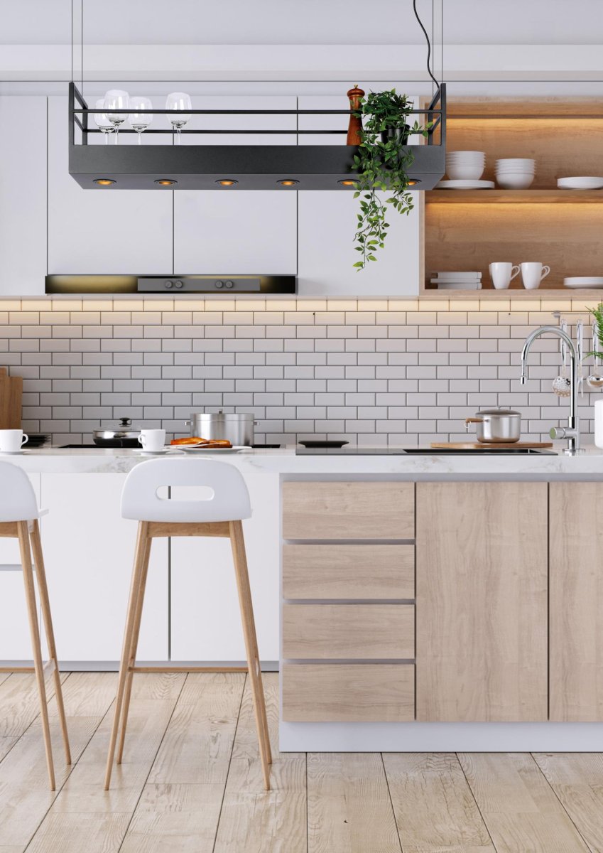 Miravelle 110cm Svart Taklampe Fra Lucide - Den er laget av høykvalitets metall og har seks spotlights og plass over for å plassere glass, pepper- og saltkverner eller vakre planter og urter.