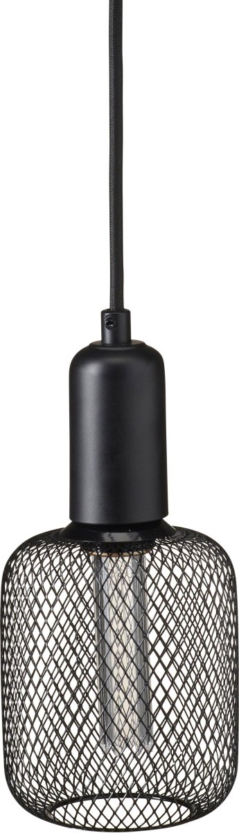 Grid Ø10 Svart vinduslampe Fra PR Home - Både lampeholder og skjerm er laget av metall og pulverlakkert i en matt sort finish.