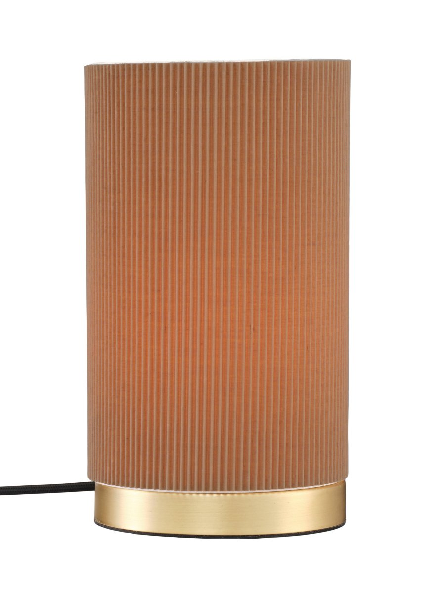 Dora 25cm Brun bordlampe Fra PR Home - Stilig bordlampe med fastmontert lampeskjerm laget av plissert materiale av polyester og bomull.