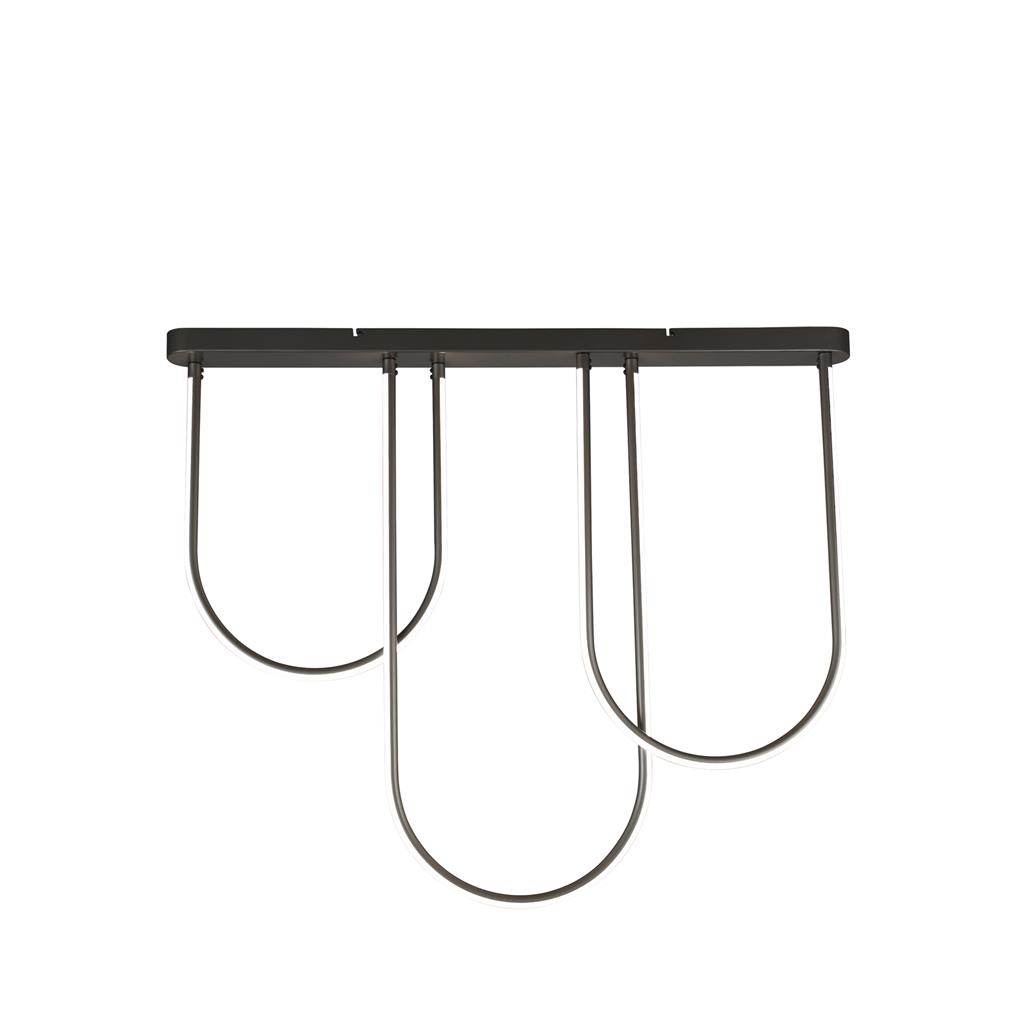 Chime 110cm Svart plafond Fra Searchlight - Chime er en taklampe som med sin moderne, buede form og mattsorte finish vil bli et skikkelig samtaleemne i rommet.