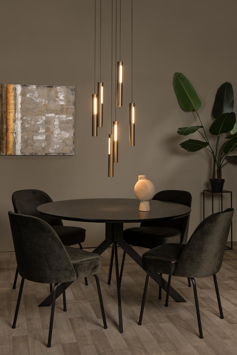 Griffith Ø38 Bronse Taklampe Fra Lucide - Unike produktegenskaper:Med integrerte dimbare LED-p&aelig;rerUtstyrt med varmt hvitt lys (2700K)Lampen er justerbar i h&oslash;ydenLett &aring; koble til en dimmer (ekskl.