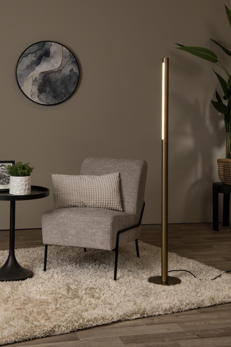 Griffith Bronse gulvlampe Fra Lucide - &Aring; skape den rette stemningen med lys har aldri v&aelig;rt enklere; lett.