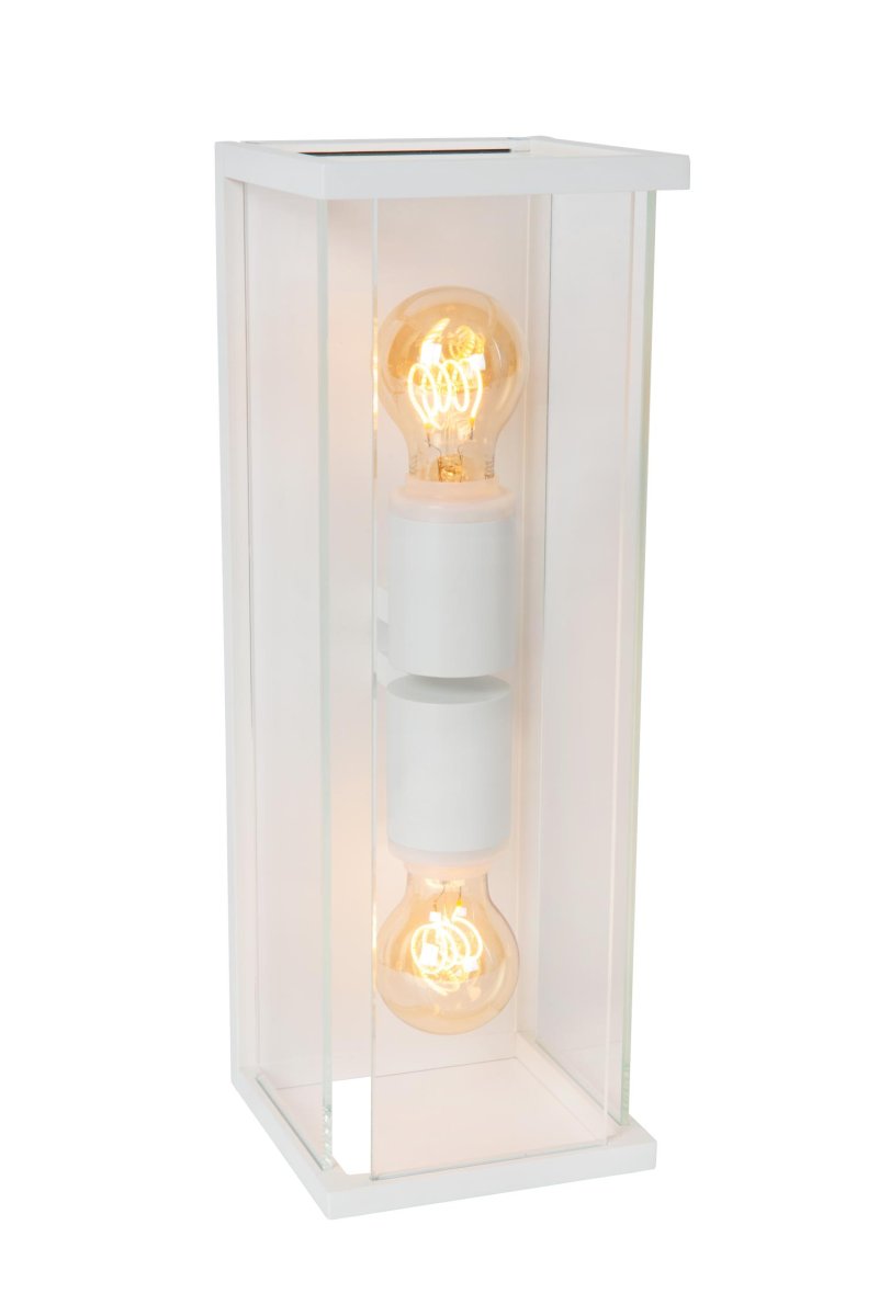 Claire Hvit utendørslampe Fra Lucide - Med en IP-verdi på 54 er denne slitesterke vegglampen perfekt for utendørs bruk, for eksempel som stemningsbelysning ved inngangsdøren eller for å skape komfort i hagen eller på terrassen.