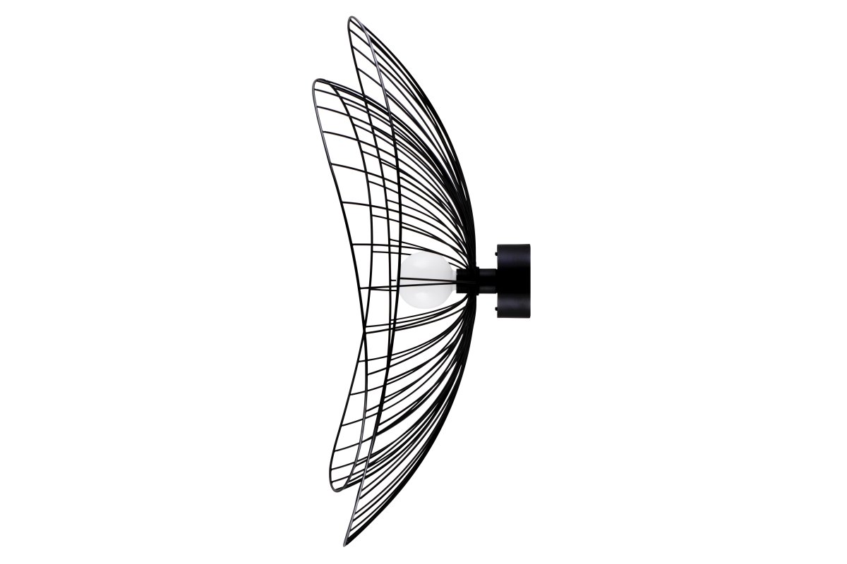 Ray Ø85 Svart vegglampe Fra Globen Lighting - Lampen kan monteres både i taket og på veggen, noe som gjør den fleksibel i bruk.