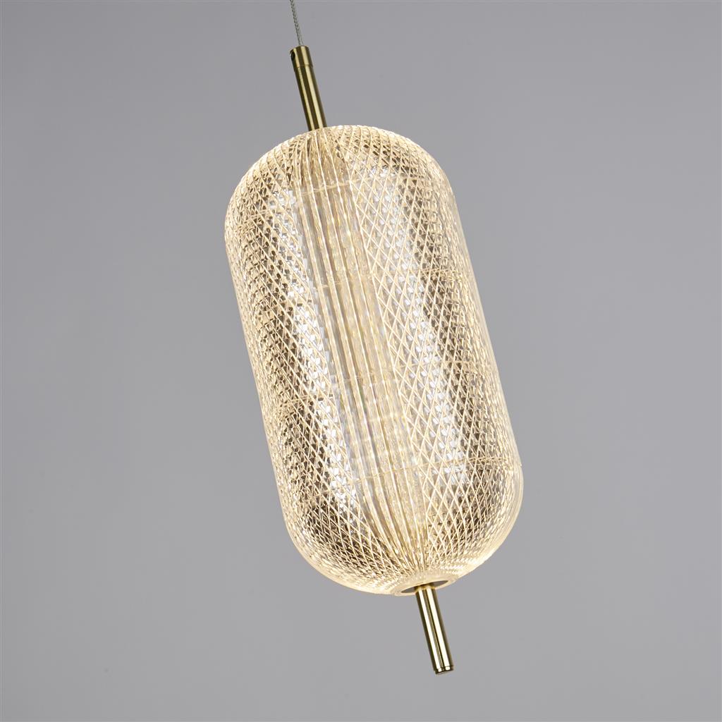 Capsule Ø15 Messing Taklampe Fra Searchlight - Capsule er en elegant og moderne pendellampe med detaljer i satengmessing og en skjerm i akrylglass som sprer et mykt og behagelig lys.