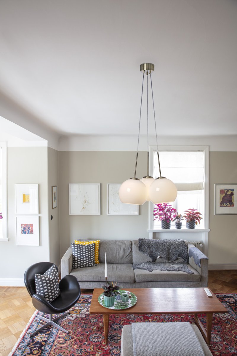 Salle Ø45 Antikk messing Taklampe Fra Cottex - Perfekt for å skape en varm og innbydende atmosfære i både stue og spisestue.