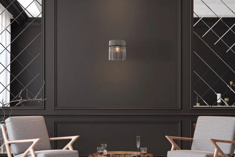 Gorley 26cm Røykfarget vegglampe Fra Globo Lighting - Gorley &auml;r en elegant och sofistikerad v&auml;gglampa med en imponerande arkitektonisk design.